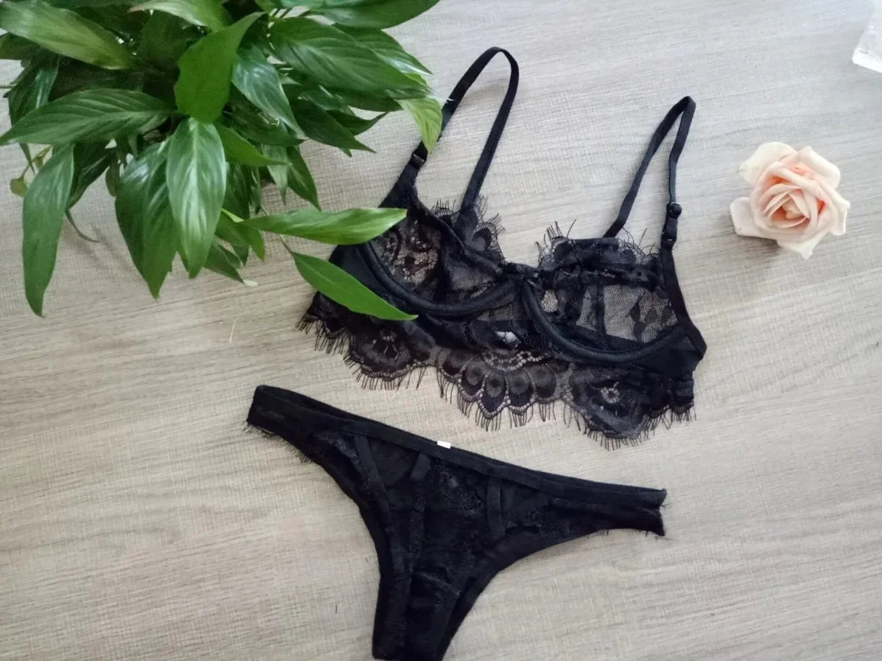 Lace Lingerie Set Sexy Underwear Hollow Eyelashes Lace Bra and Panty Set White Black Underwear Women Plus Sixe